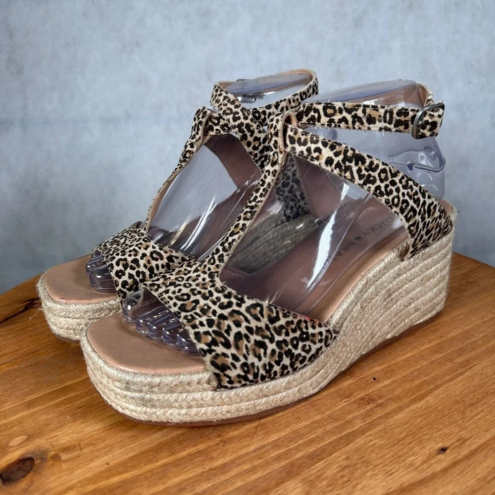 Lucky Brand Valki Wedge Sandals Womens 7M Leopard Print Good Espadrille